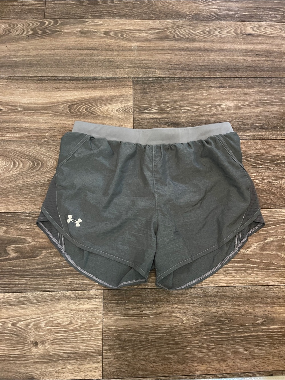 Under Armour Women's Charcoal Gray Athletic Running Shorts